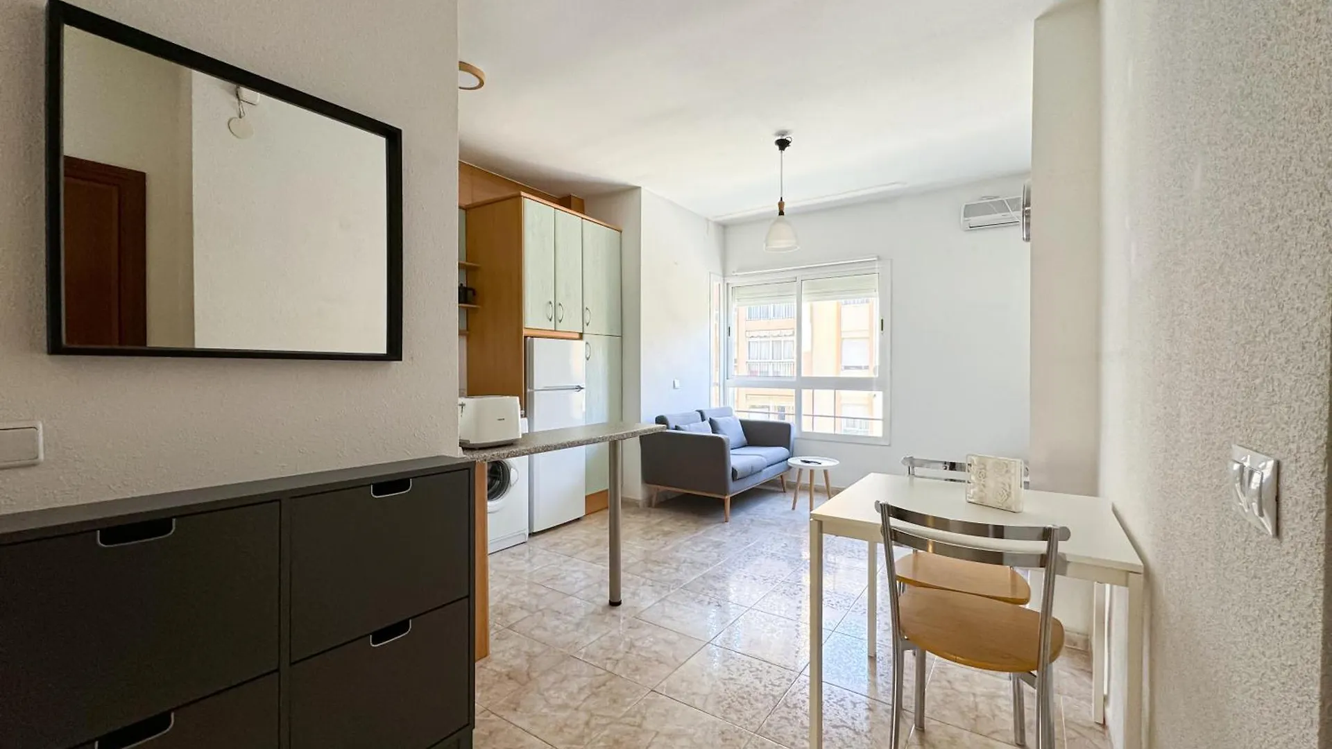 Quiet And Central Malaga Apartment 0*,