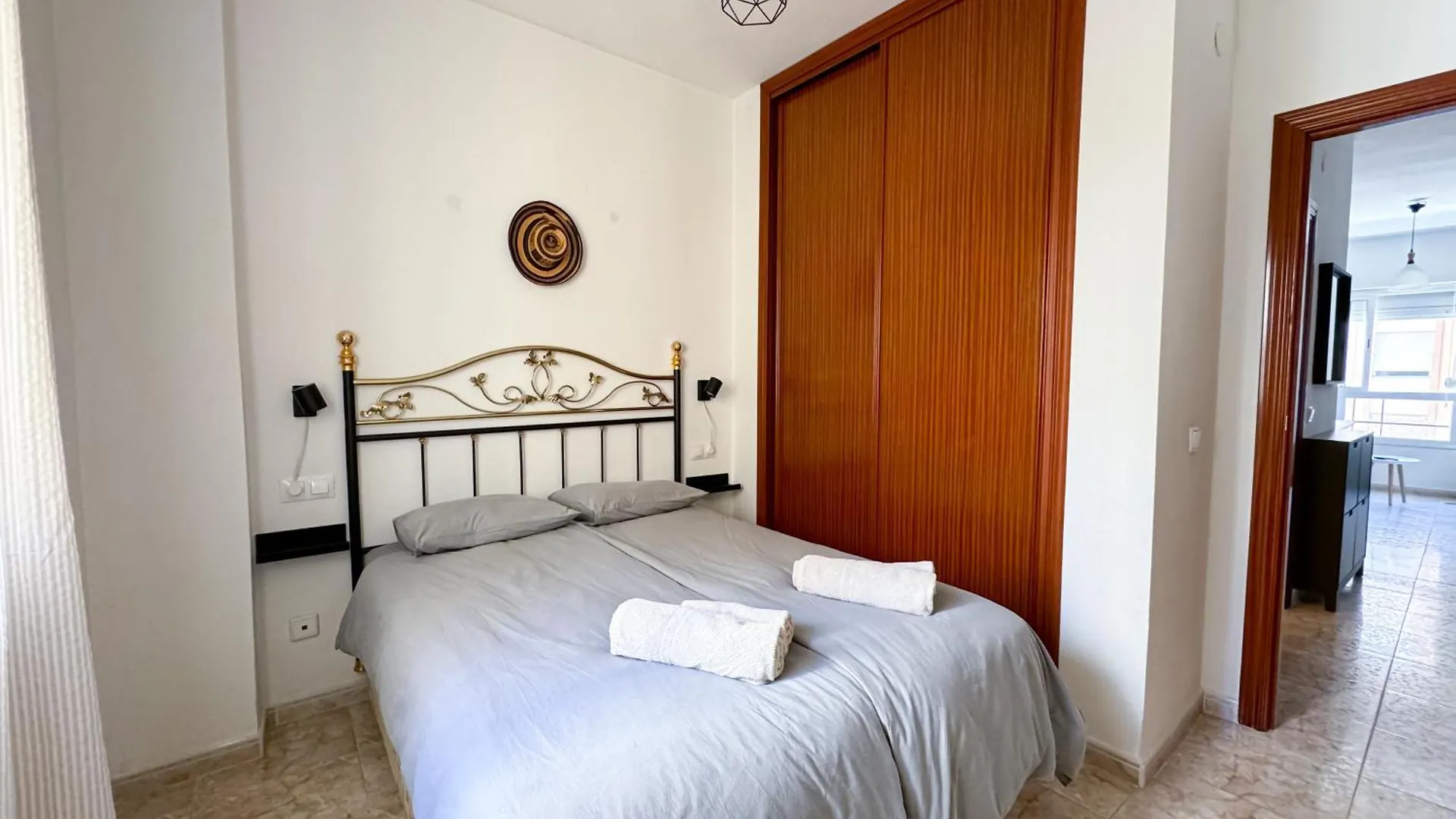 Quiet And Central Malaga Apartment